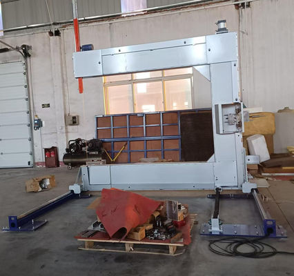 স্পঞ্জ উল্লম্ব সোজা বড় Cnc ফোম কাটার PLC নিয়ন্ত্রণ ঘূর্ণমান কাজের টেবিল